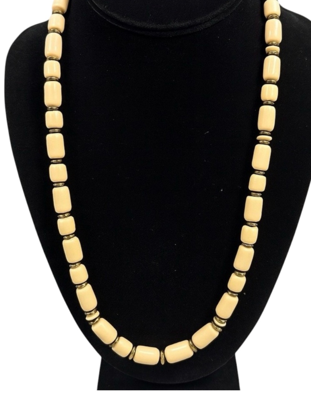 VTG Jewelry Cream Lucite Barrel Beads Necklace Silver Spacers 30‎ Inch Long Boho